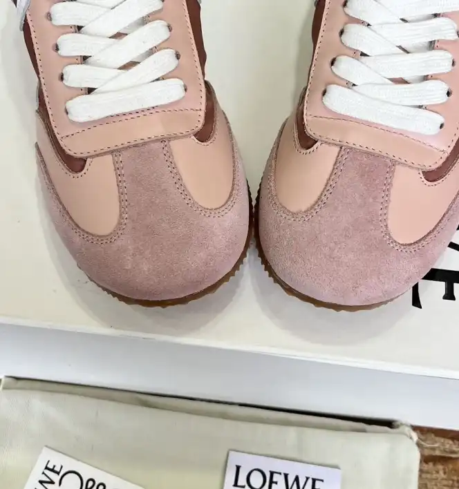 hype Loewe Sneakers