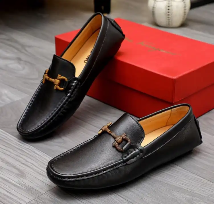 hype Ferragamo Leather Shoes