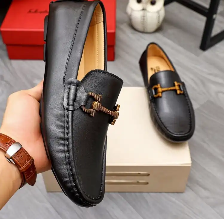 hype Ferragamo Leather Shoes