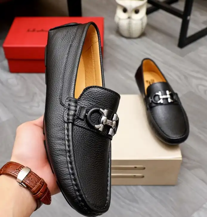 hype Ferragamo Leather Shoes