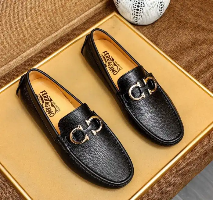 hype Ferragamo Leather Shoes