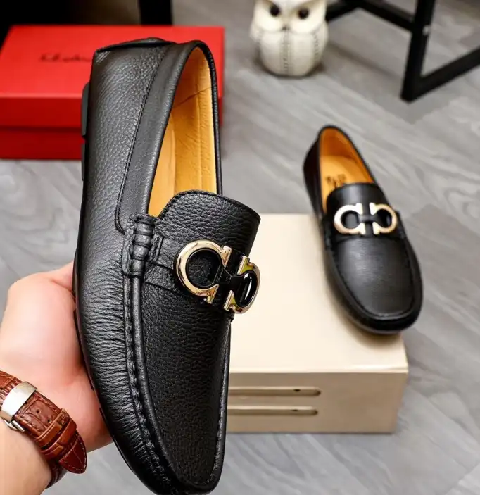 hype Ferragamo Leather Shoes