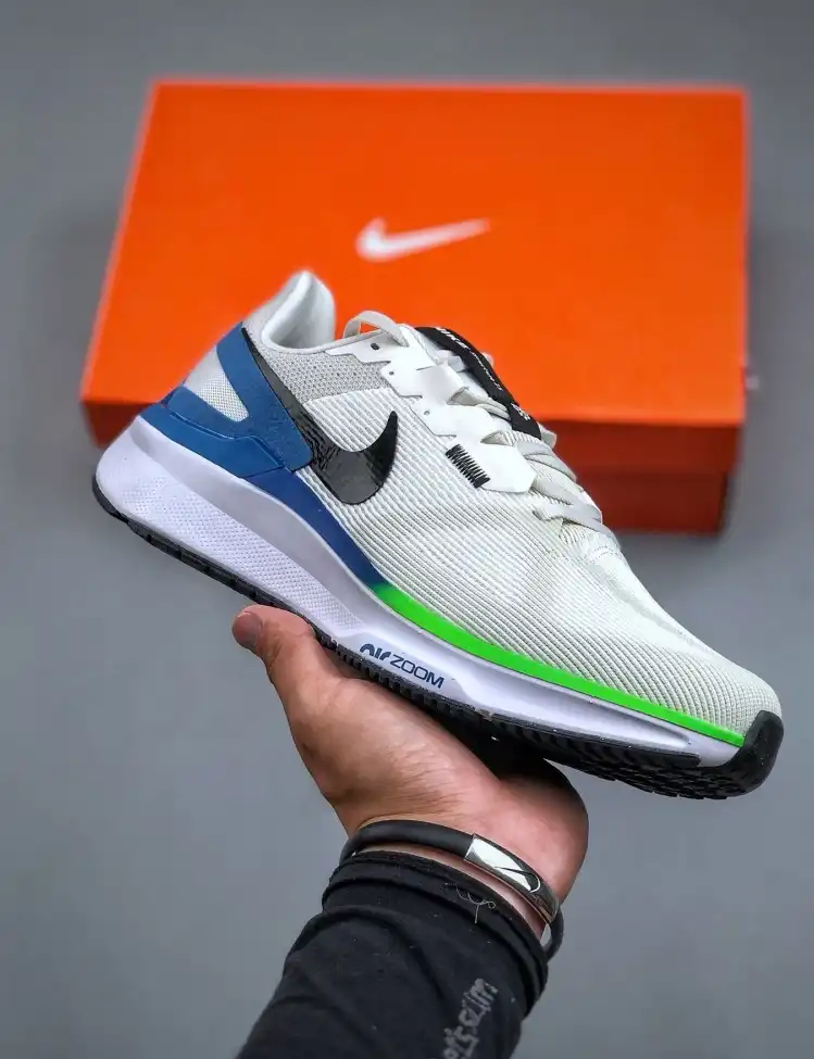 hype Nike Sneakers