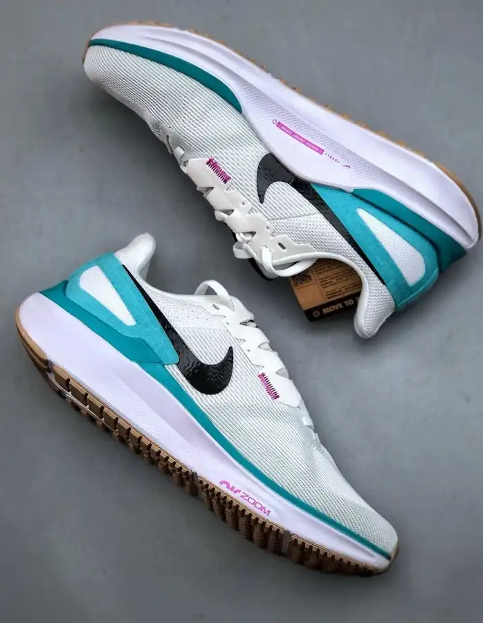 hype Nike Sneakers