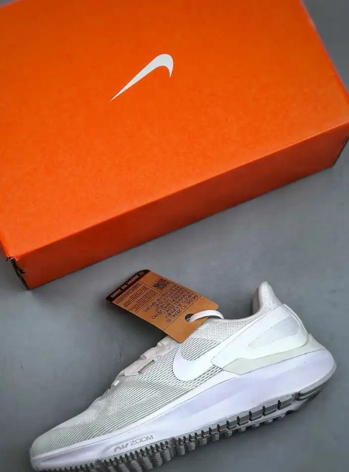 hype Nike Sneakers