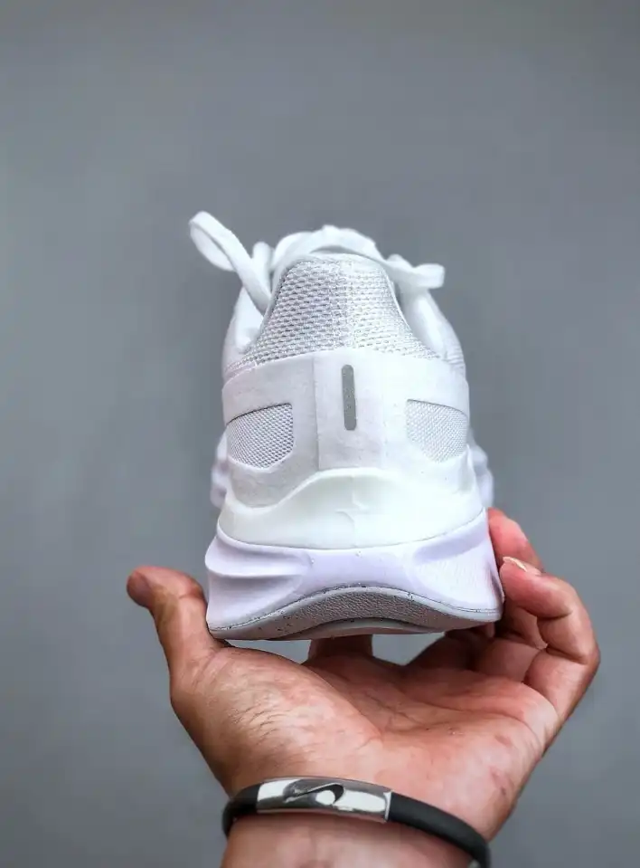 hype Nike Sneakers