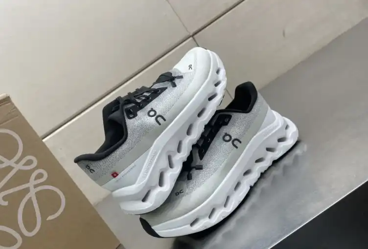 hype Loewe Sneakers