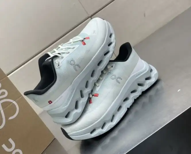 hype Loewe Sneakers