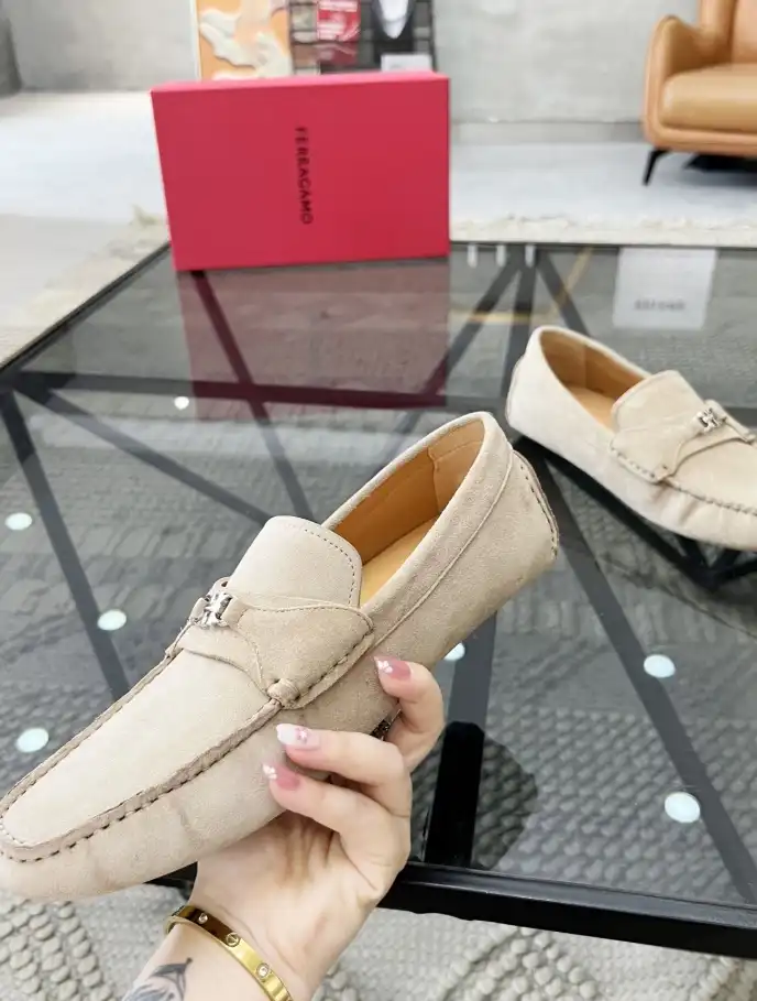 hype Ferragamo Leather Shoes