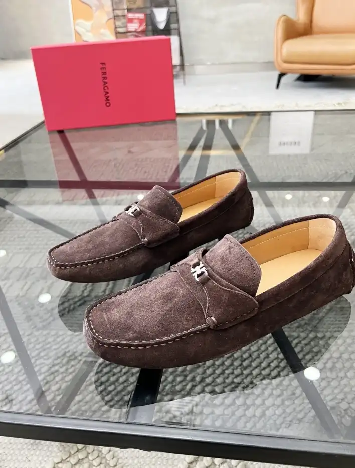 hype Ferragamo Leather Shoes