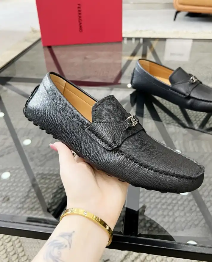 hype Ferragamo Leather Shoes