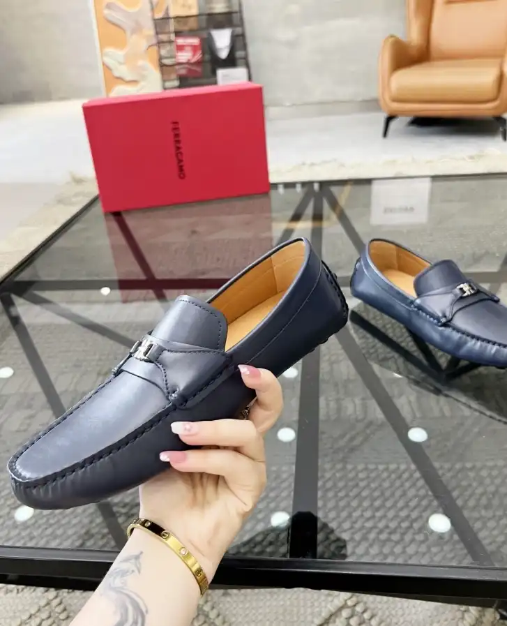 hype Ferragamo Leather Shoes