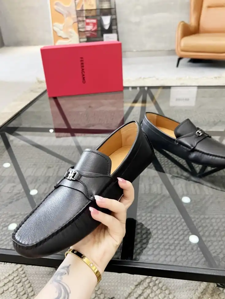 hype Ferragamo Leather Shoes