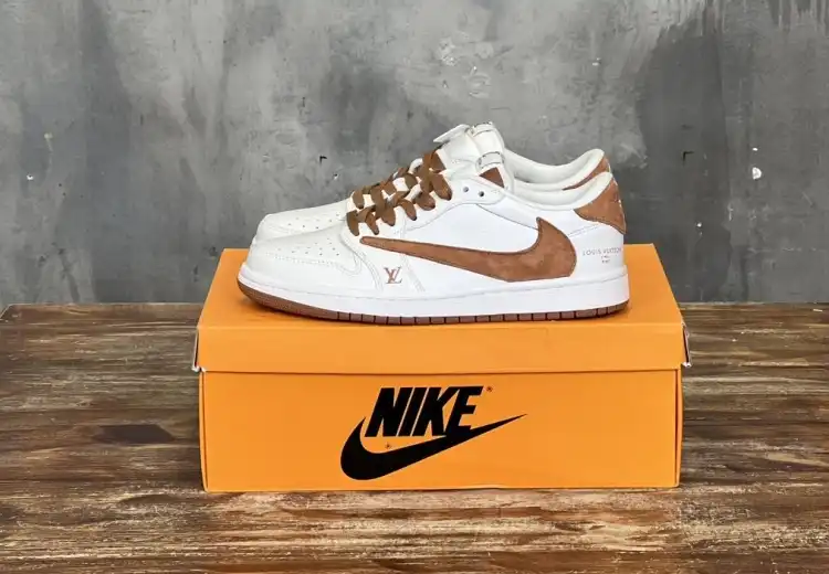 hype Nike Sneakers