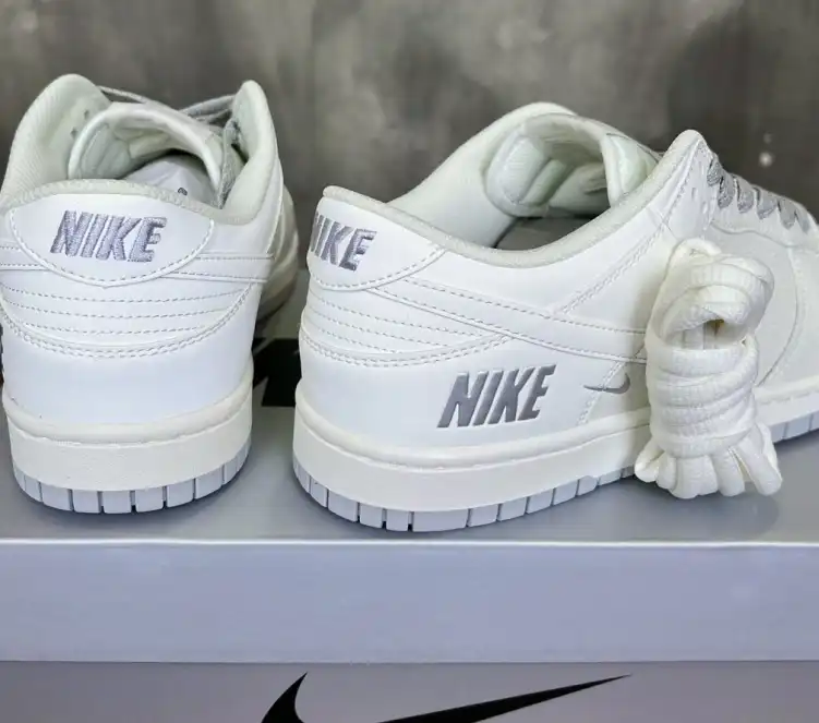 hype Nike Sneakers