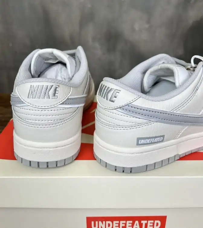 hype Nike Sneakers