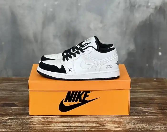 hype Nike Sneakers