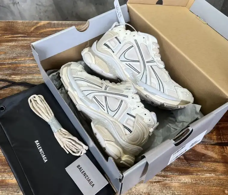 hype Balenciaga Sneakers