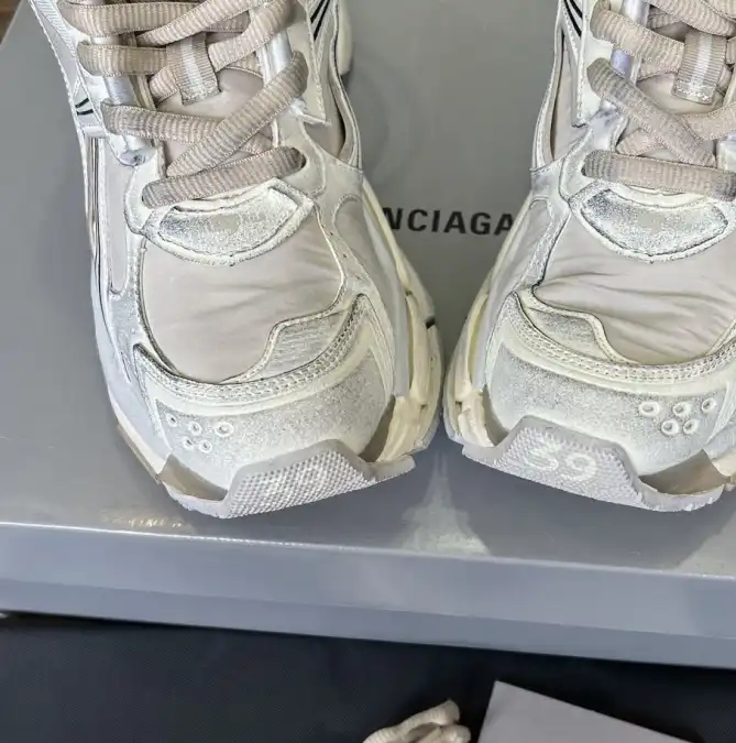 hype Balenciaga Sneakers