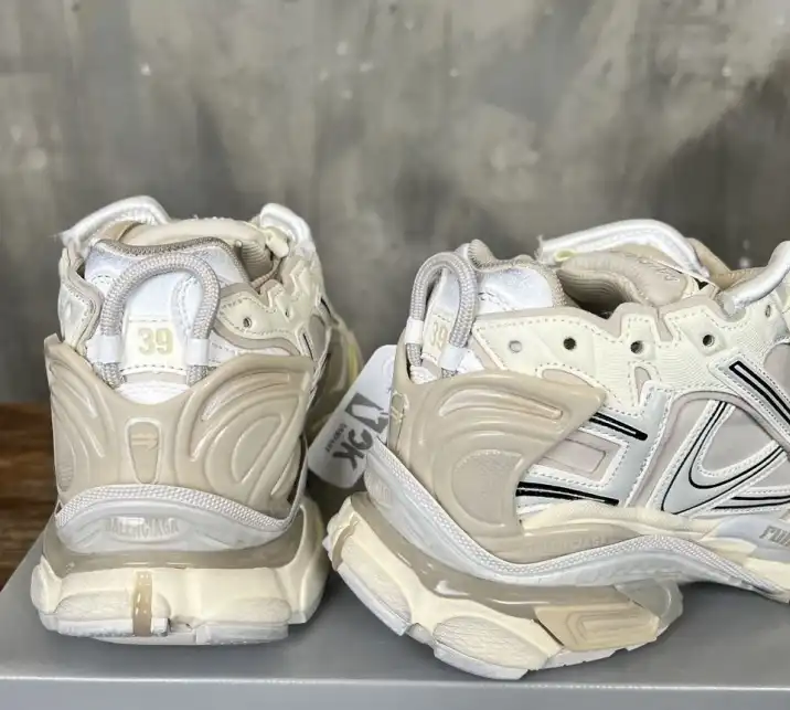 hype Balenciaga Sneakers