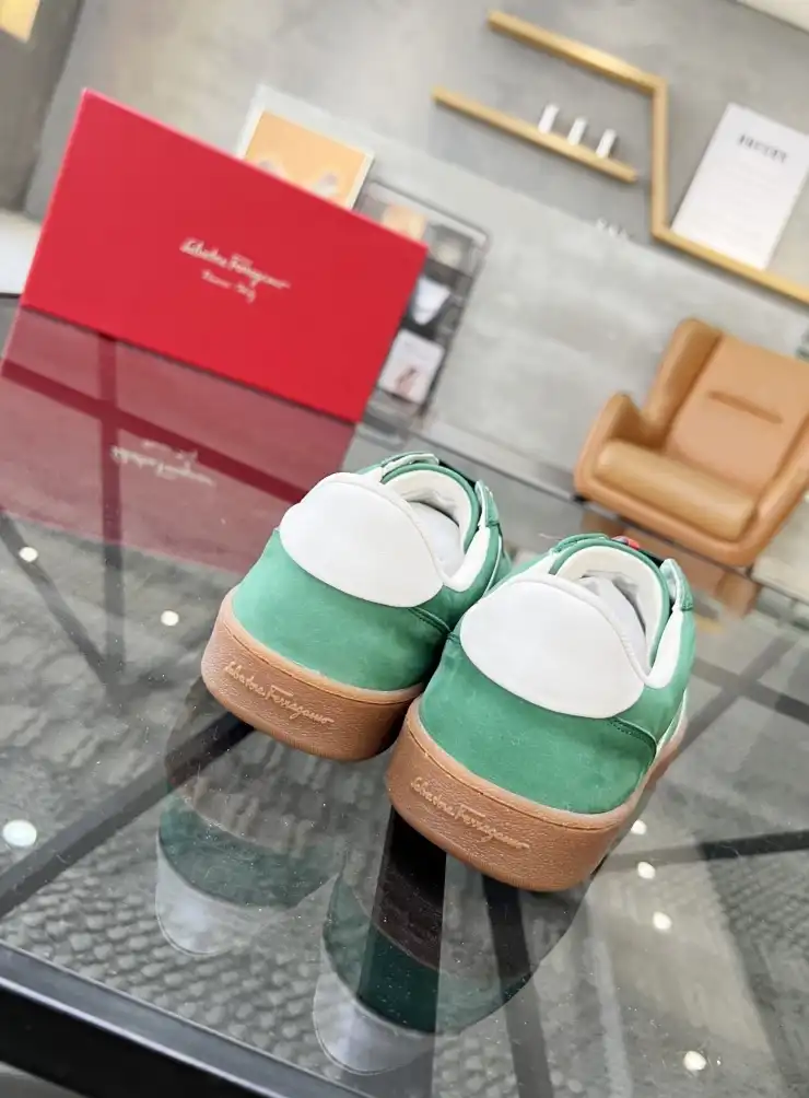 hype Ferragamo Sneakers