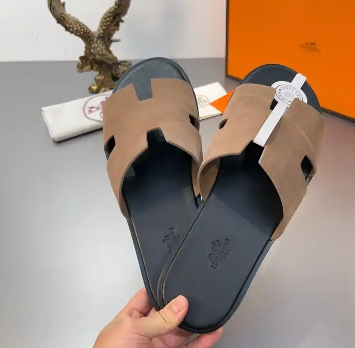 hype Hermes Slippers