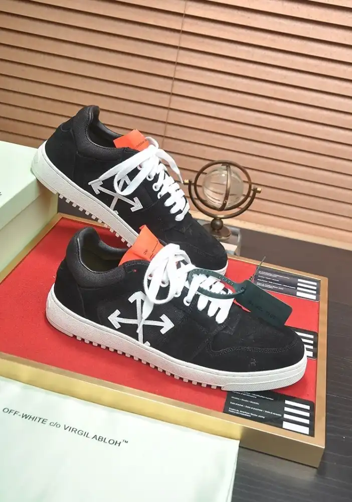 hype Off-White Sneakers