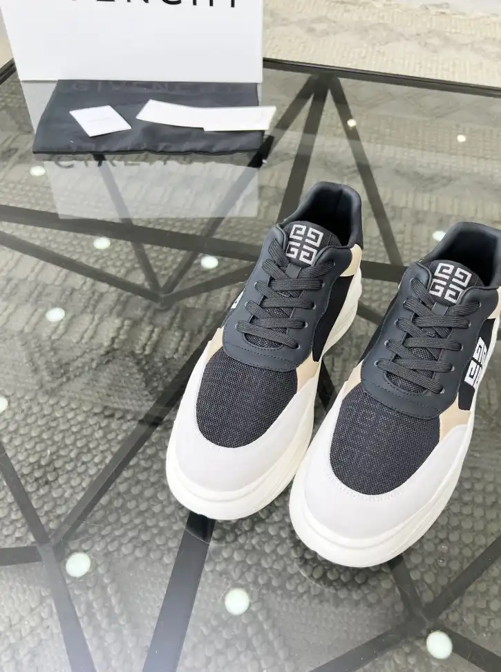 hype Givenchy Sneakers