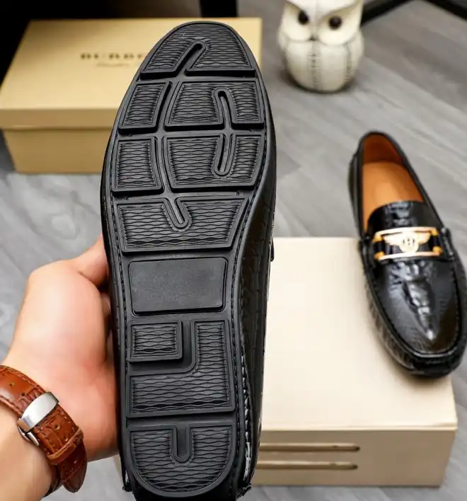 hype Burberry Leather Shoes