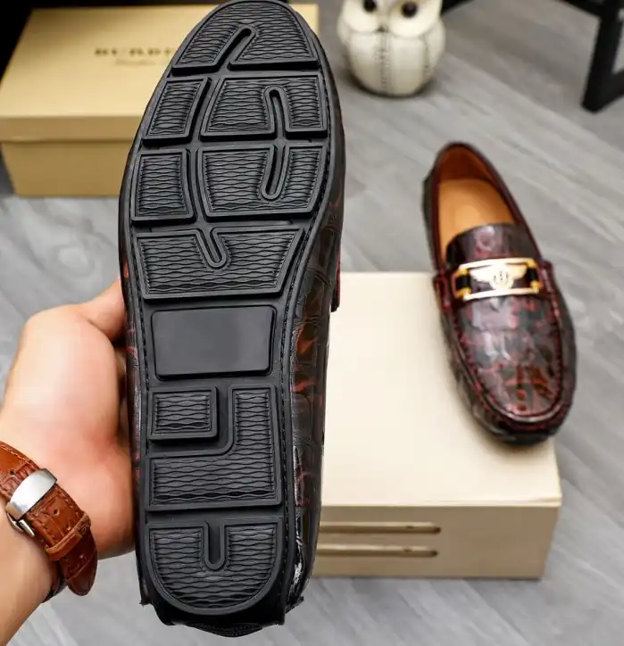 hype Burberry Leather Shoes