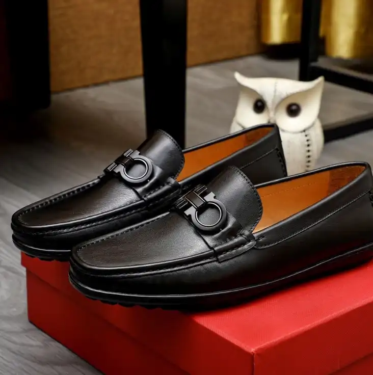 hype Ferragamo Leather Shoes