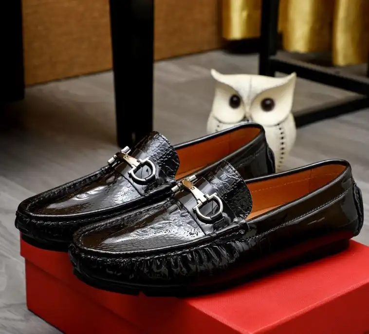 hype Ferragamo Leather Shoes