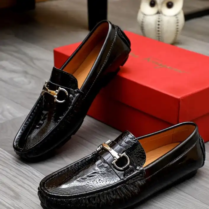 hype Ferragamo Leather Shoes