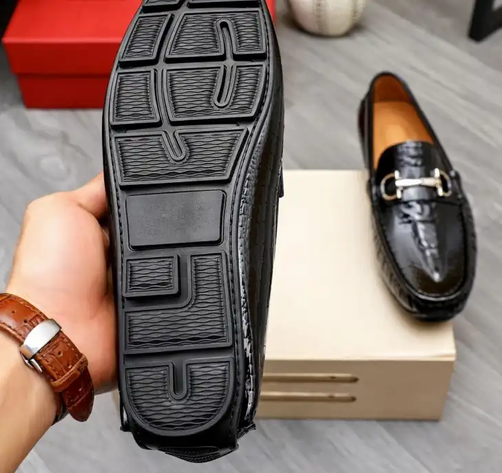 hype Ferragamo Leather Shoes