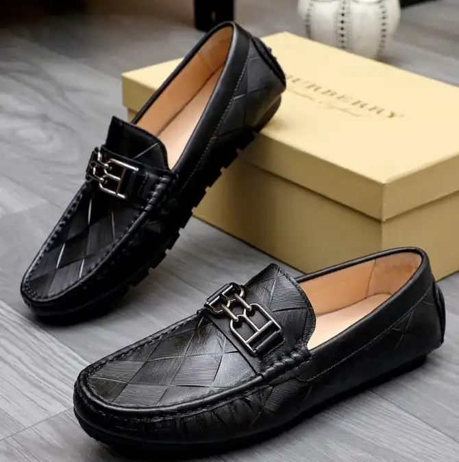 hype Burberry Leather Shoes