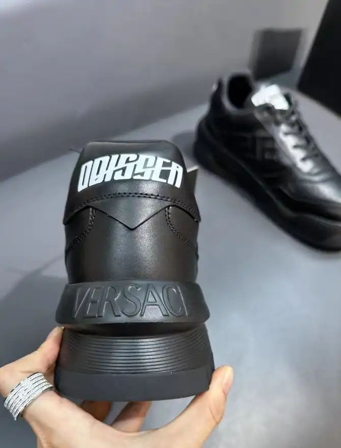 hype Givenchy Sneakers