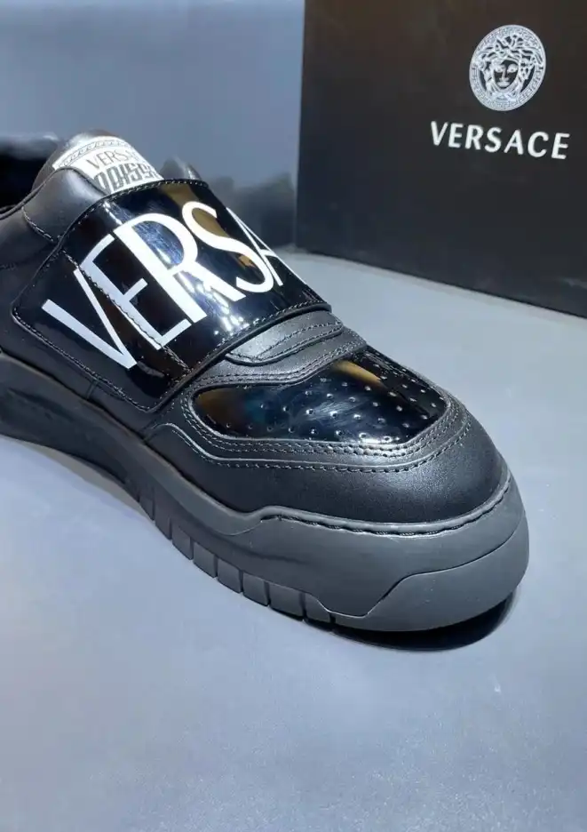 hype Givenchy Sneakers