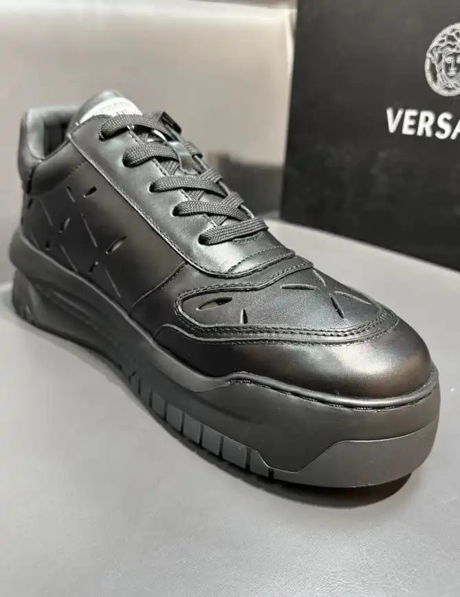 hype Givenchy Sneakers