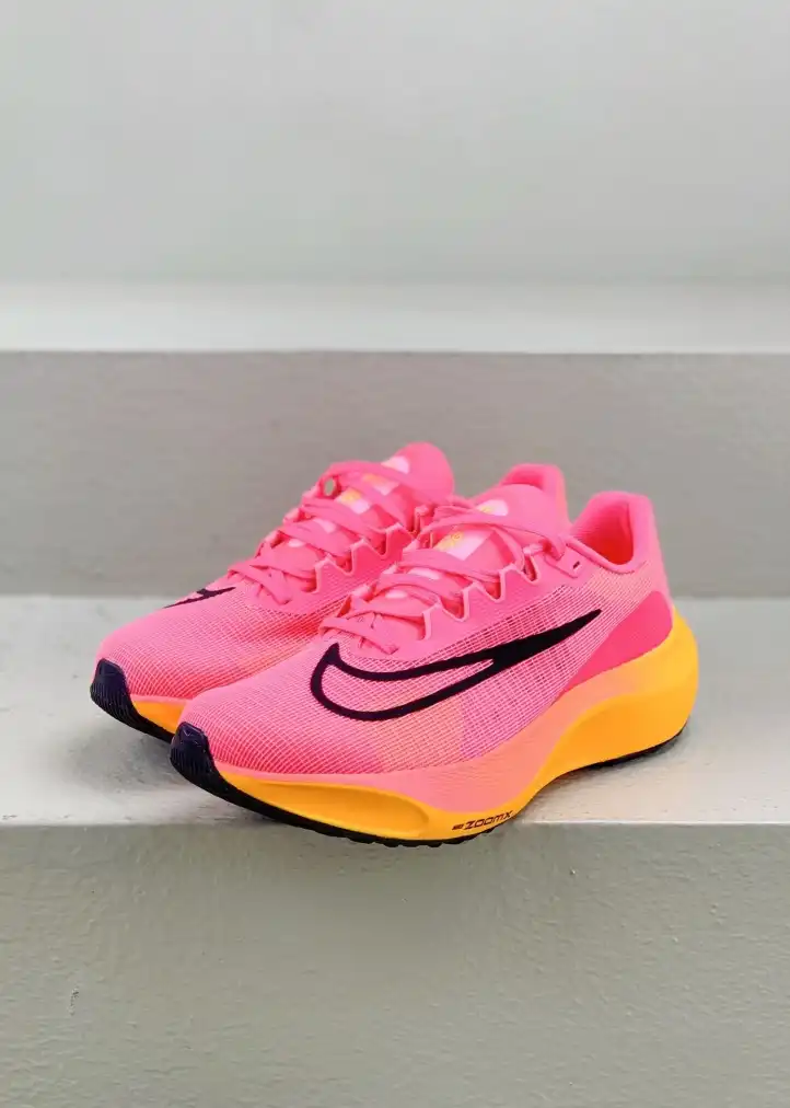 hype Nike Sneakers