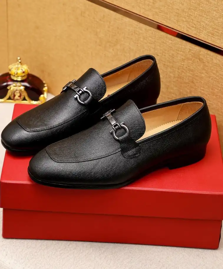 hype Ferragamo Leather Shoes