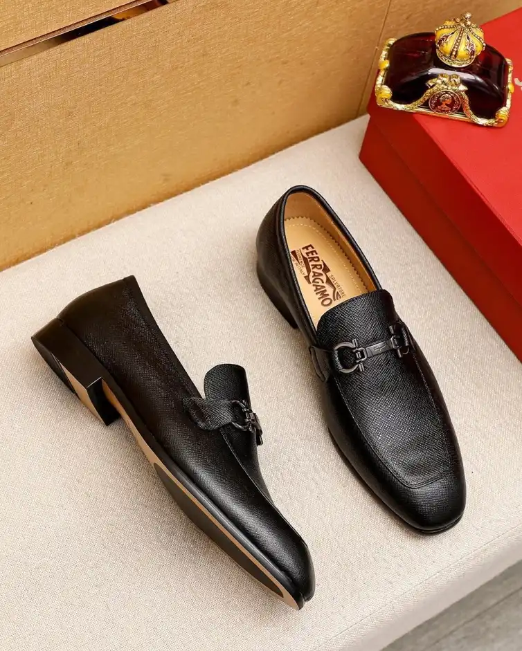 hype Ferragamo Leather Shoes