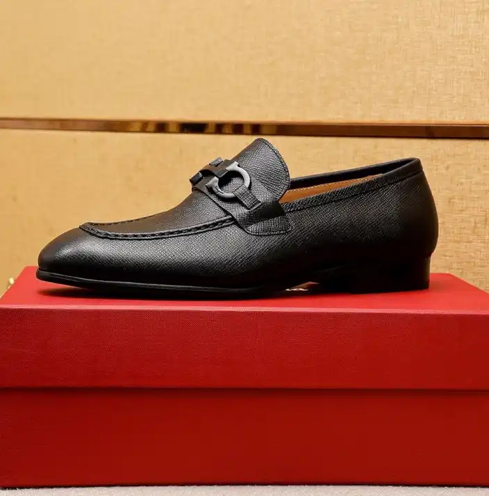 hype Ferragamo Leather Shoes