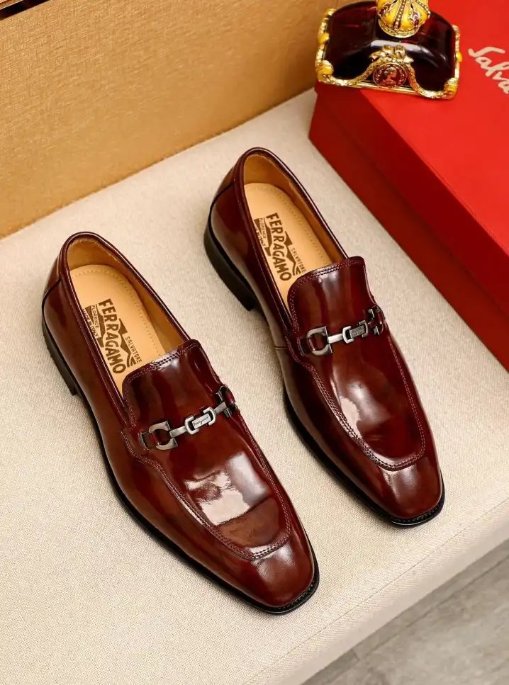 hype Ferragamo Leather Shoes