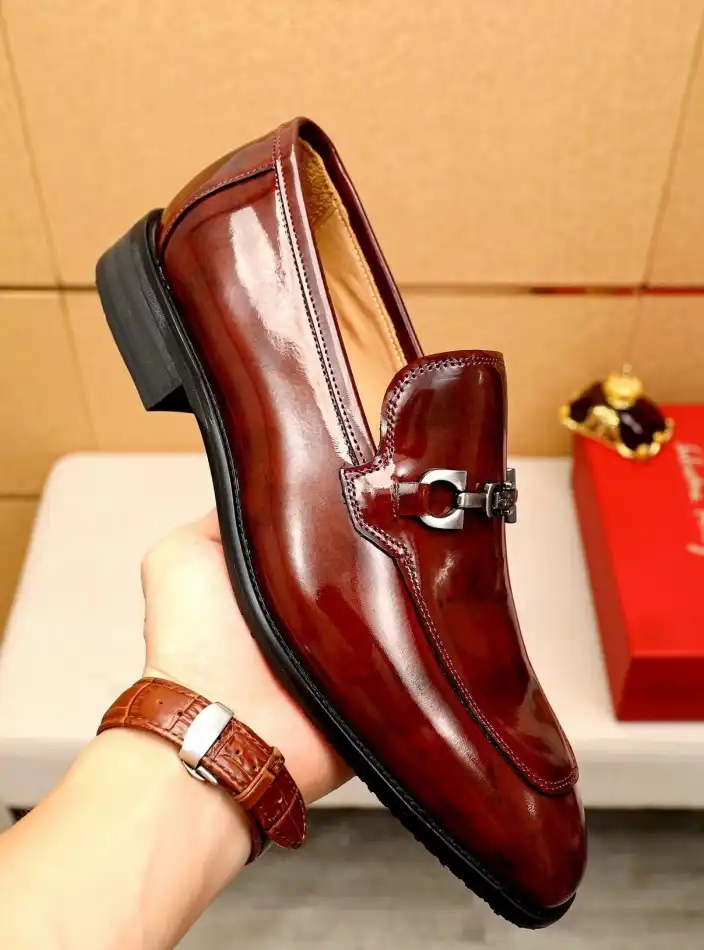 hype Ferragamo Leather Shoes