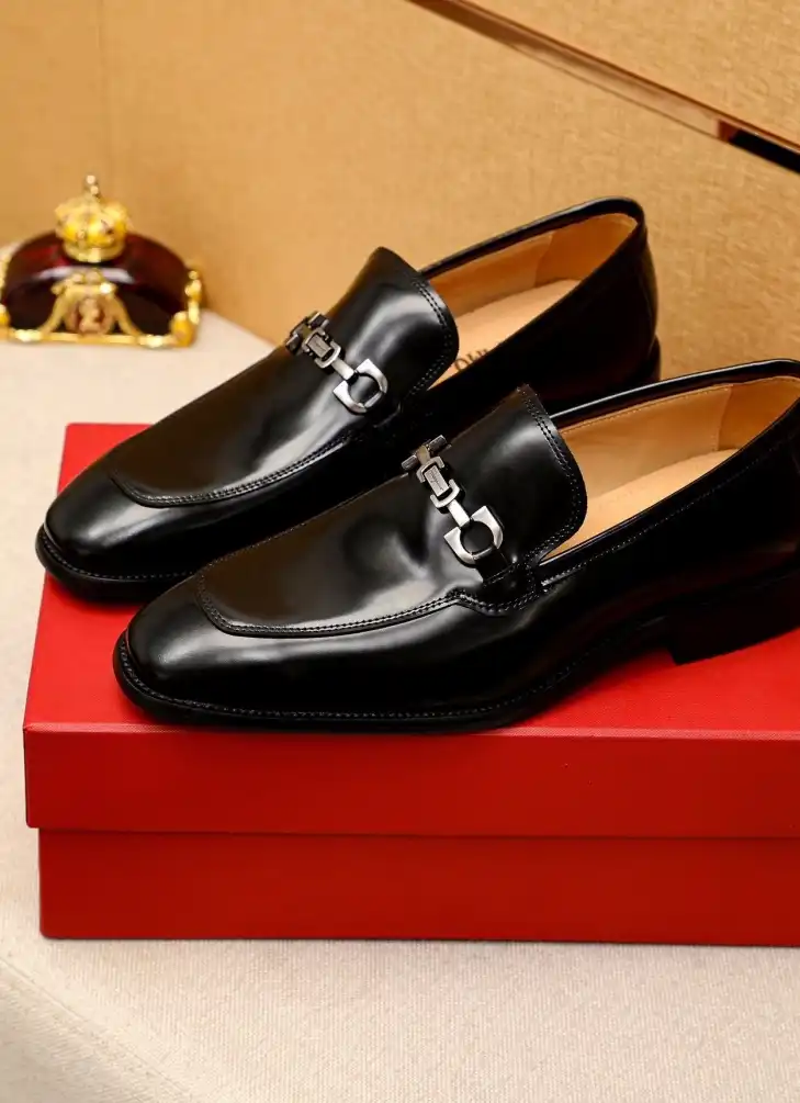 hype Ferragamo Leather Shoes