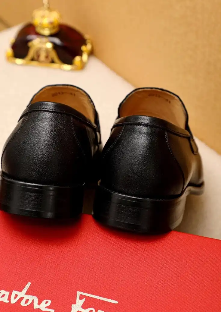 hype Ferragamo Leather Shoes