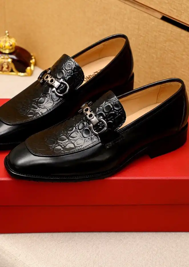 hype Ferragamo Leather Shoes