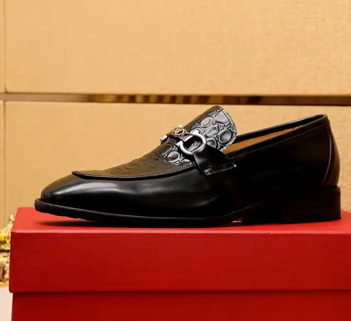 hype Ferragamo Leather Shoes