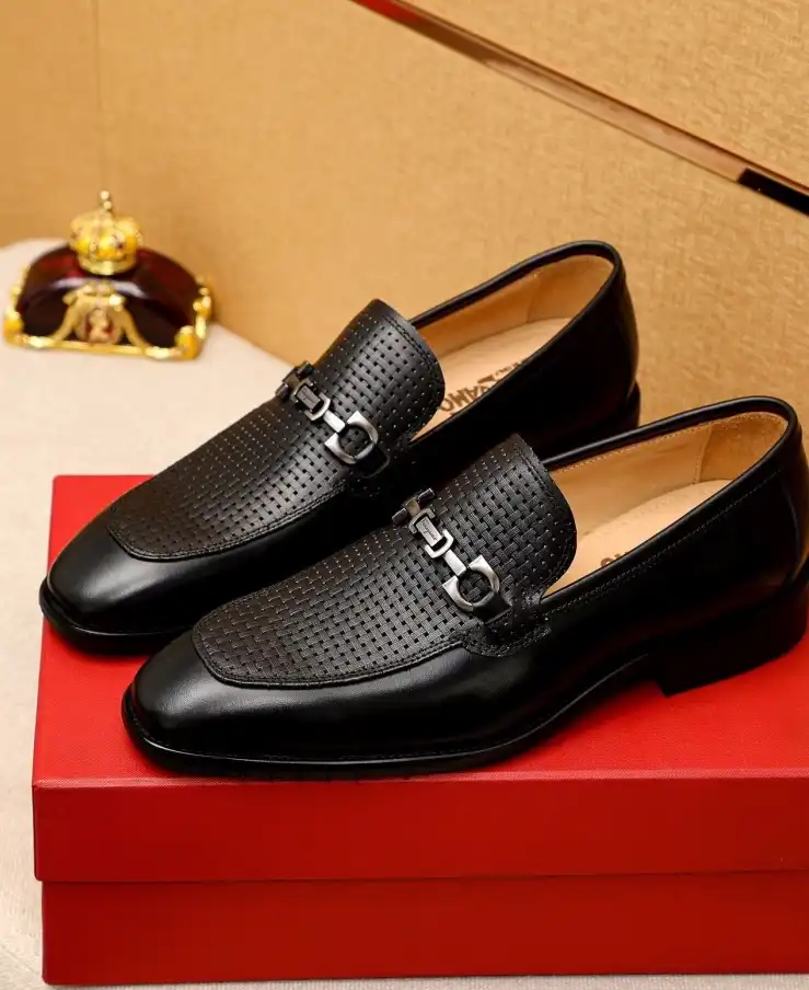 hype Ferragamo Leather Shoes