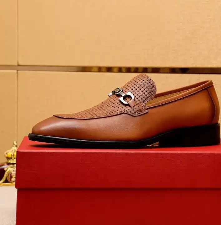 hype Ferragamo Leather Shoes